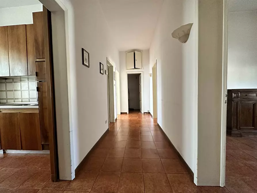 Immagine 1 di Appartamento in vendita  in viale Montegrappa a Prato