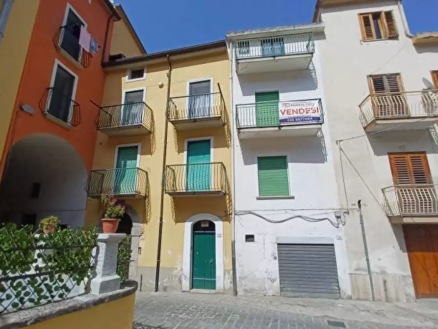 Immagine 1 di Appartamento in vendita  in via Roma a Olevano Sul Tusciano