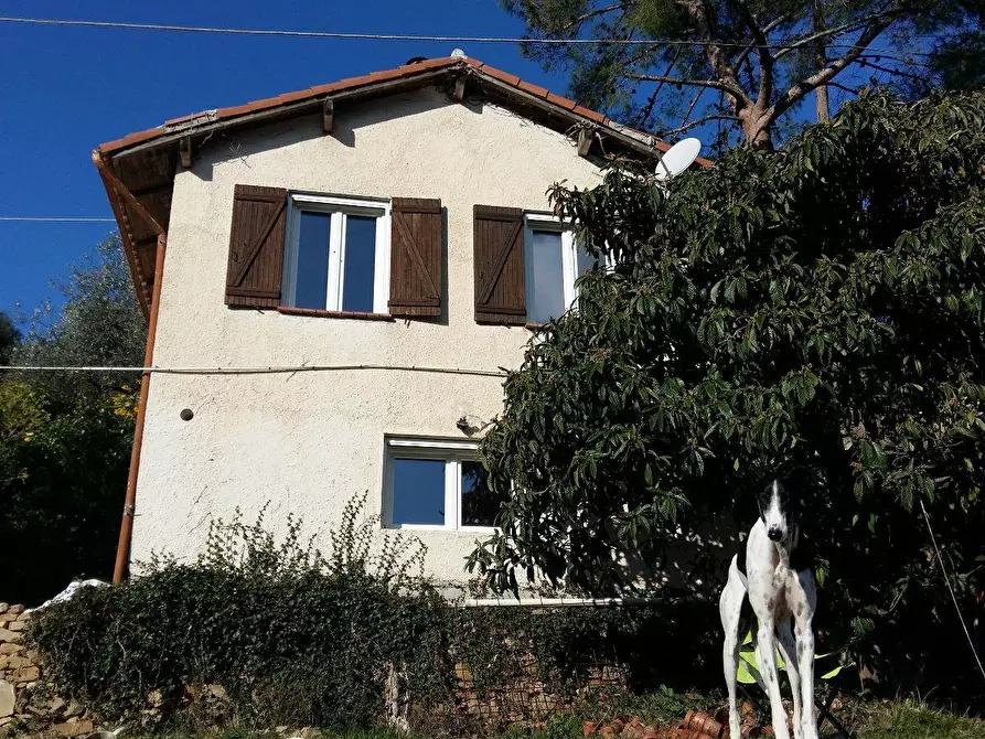 Immagine 1 di Casa indipendente in vendita  a Bordighera