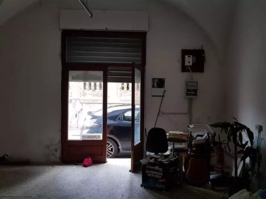 Immagine 1 di Posto auto in vendita  a Vicopisano