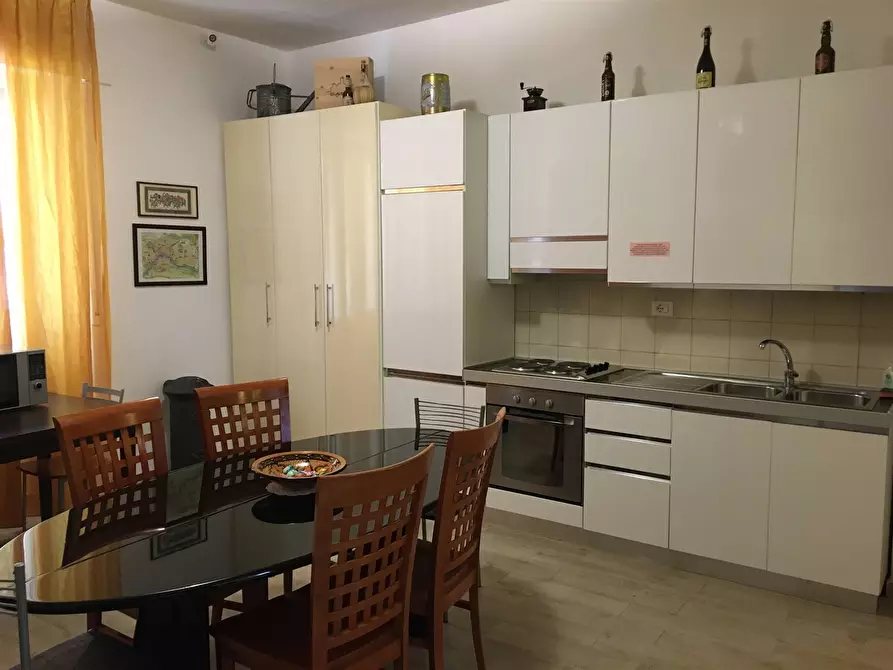 Immagine 1 di Appartamento in vendita  a Pisa