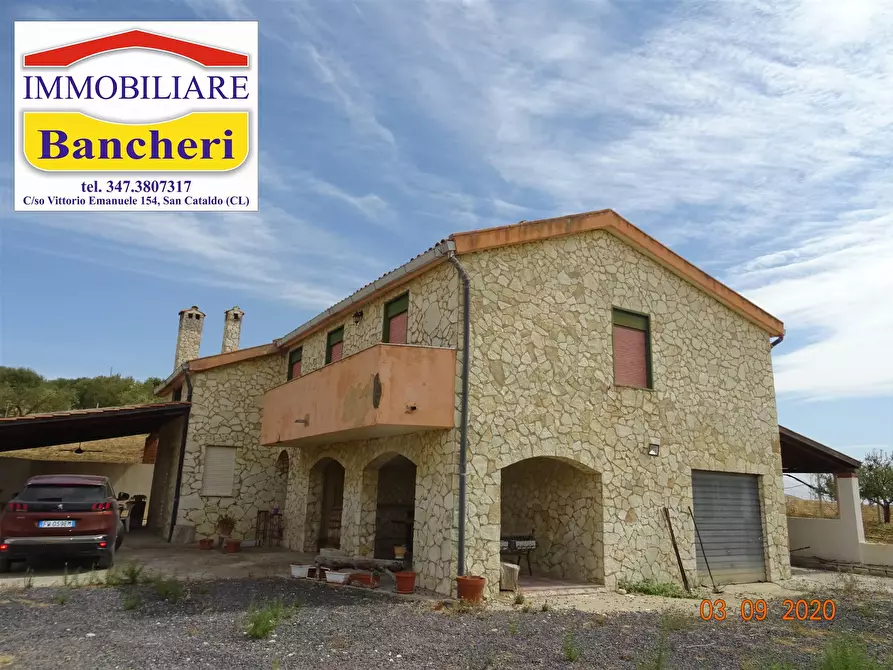 Immagine 1 di Villa in vendita  in contrada favarella - grottadacqua a San Cataldo