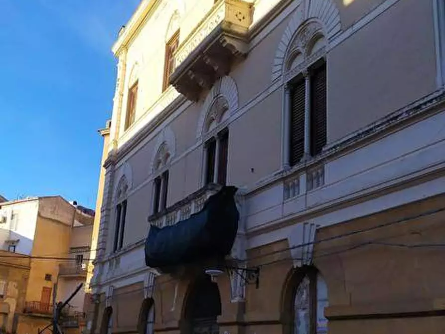 Immagine 1 di Appartamento in vendita  in via Largo Barile a Caltanissetta