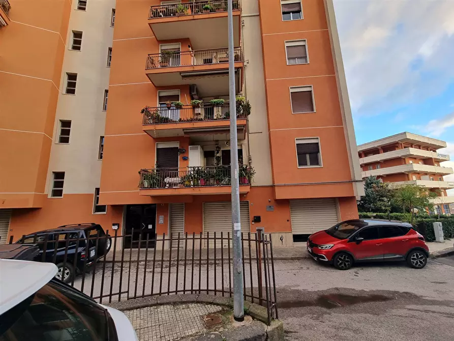 Immagine 1 di Appartamento in vendita  in via Pisacane a Caltanissetta