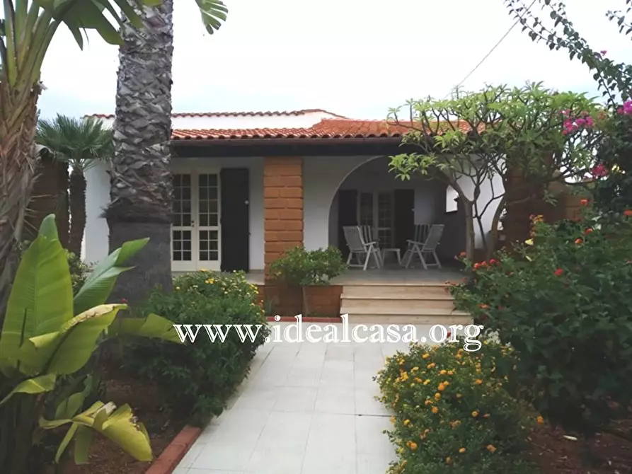 Immagine 1 di Villa in vendita  in VIA MARE DEL SUD a Mazara Del Vallo