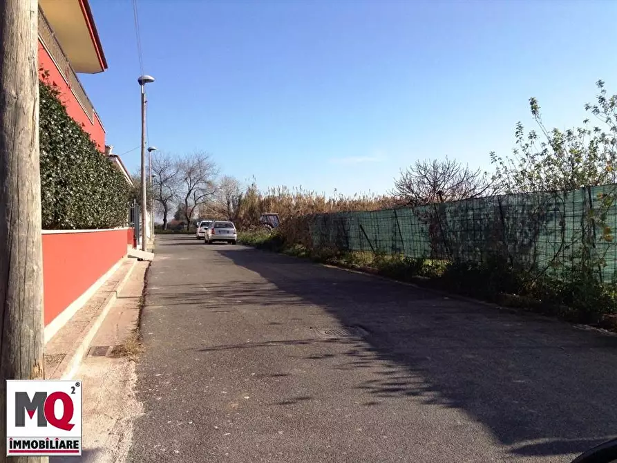 Immagine 1 di Terreno edificabile in vendita  in via pertini a Mondragone