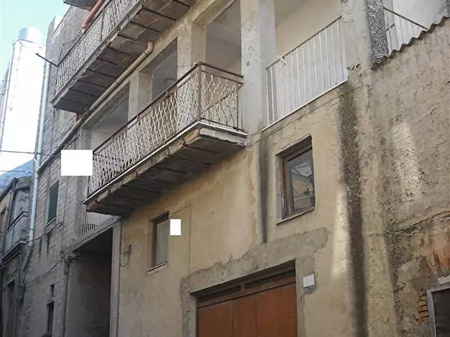 Immagine 1 di Casa indipendente in vendita  in via cammilleri a Naro