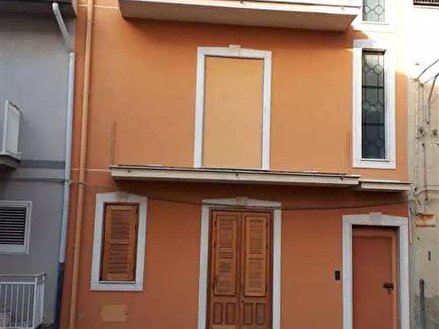 Immagine 1 di Casa indipendente in vendita  in via vizzi a Campobello Di Licata