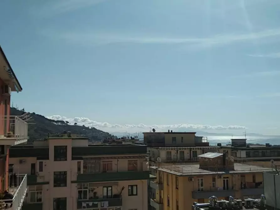 Immagine 1 di Appartamento in vendita  in Via Giovanni Lanzalone a Salerno