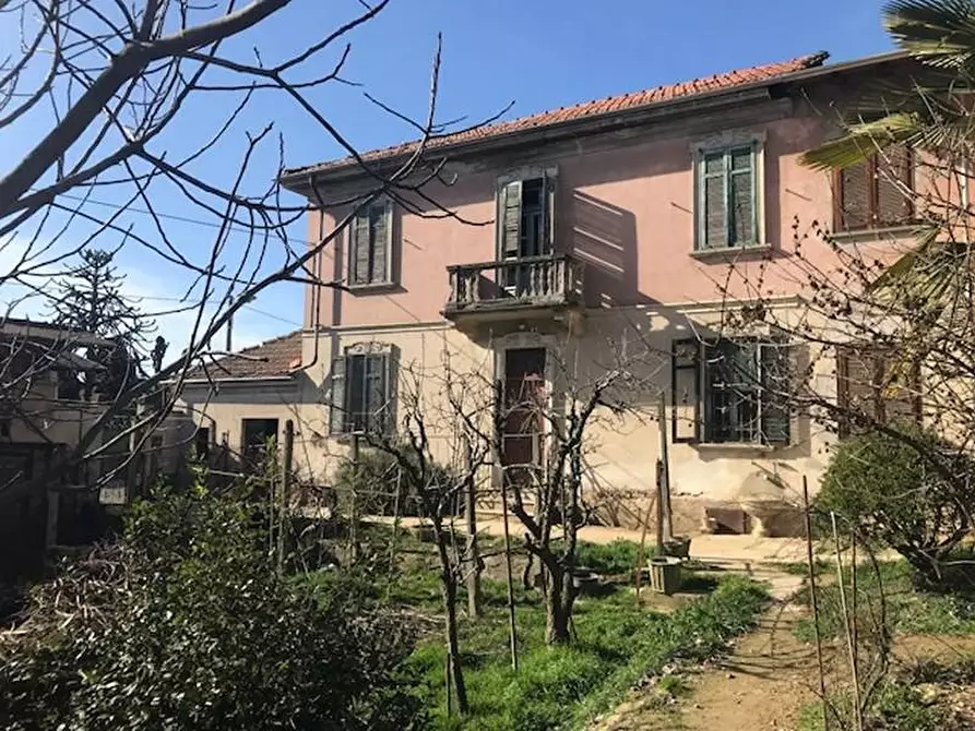 Immagine 1 di Casa indipendente in vendita  in Via Mazzini a Gambolo'