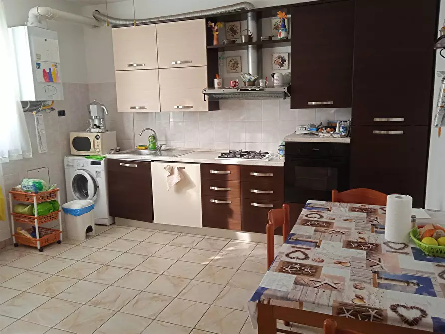 Immagine 1 di Appartamento in vendita  in Via Mazzini a Gambolo'