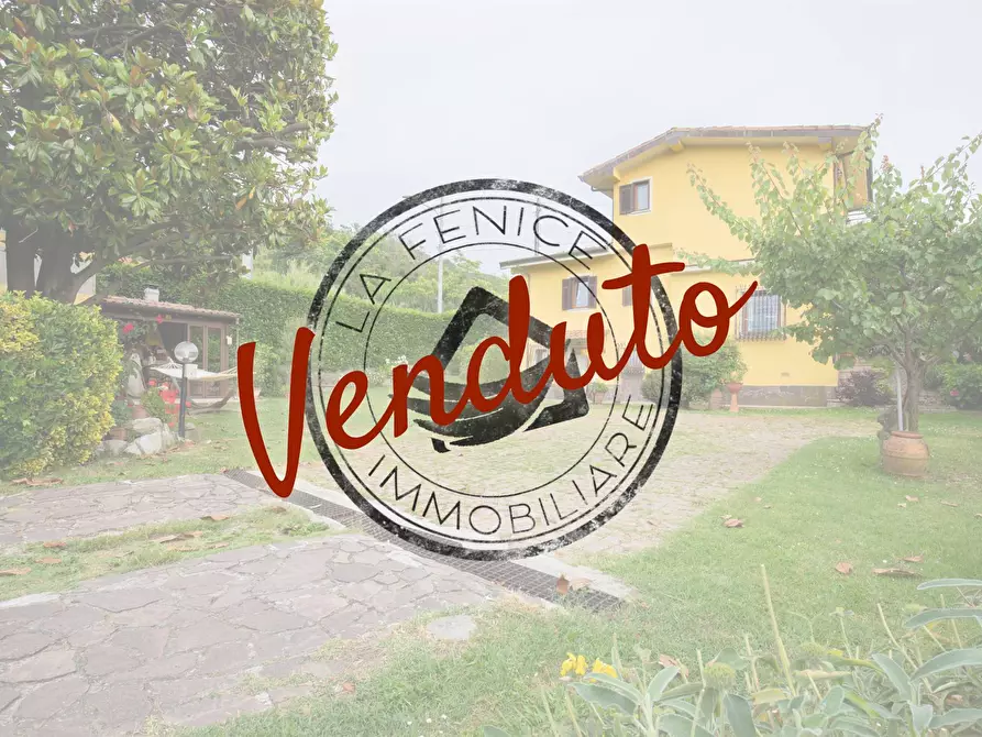 Immagine 1 di Villa in vendita  in via cisa nord a Santo Stefano Di Magra