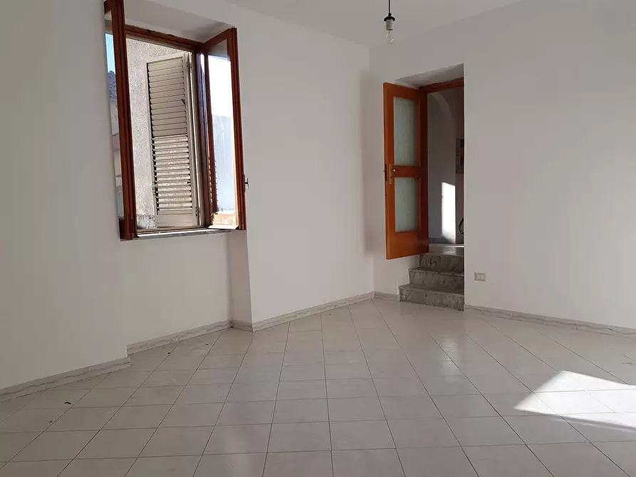 Immagine 1 di Appartamento in vendita  in Via San Pietro a Baronissi