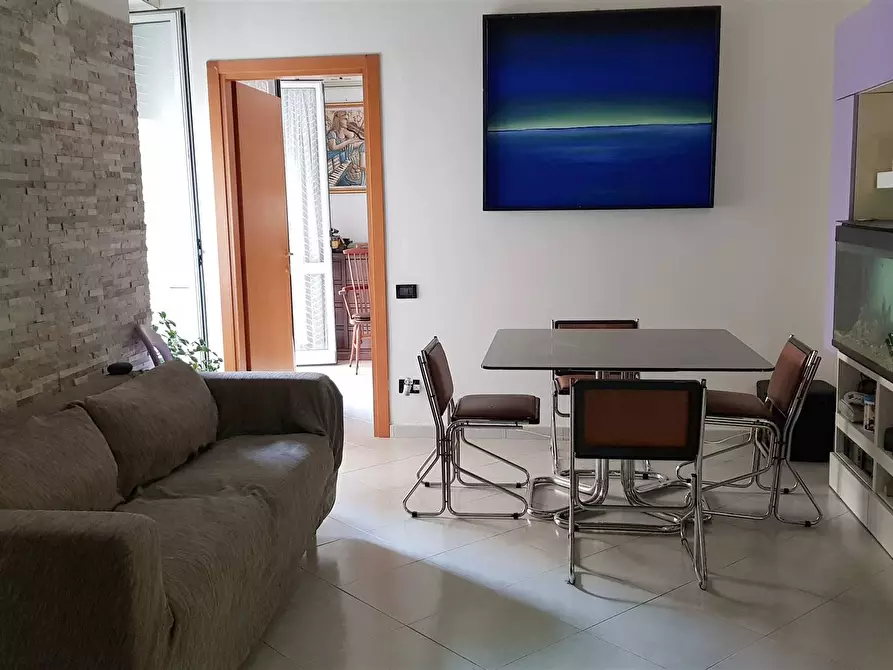 Immagine 1 di Appartamento in vendita  in via Giovanni Berta a Salerno