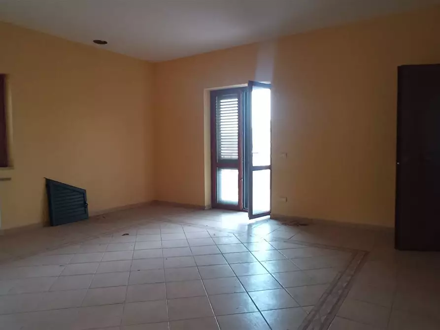 Immagine 1 di Appartamento in vendita  in vicinanze via manfra a Avellino