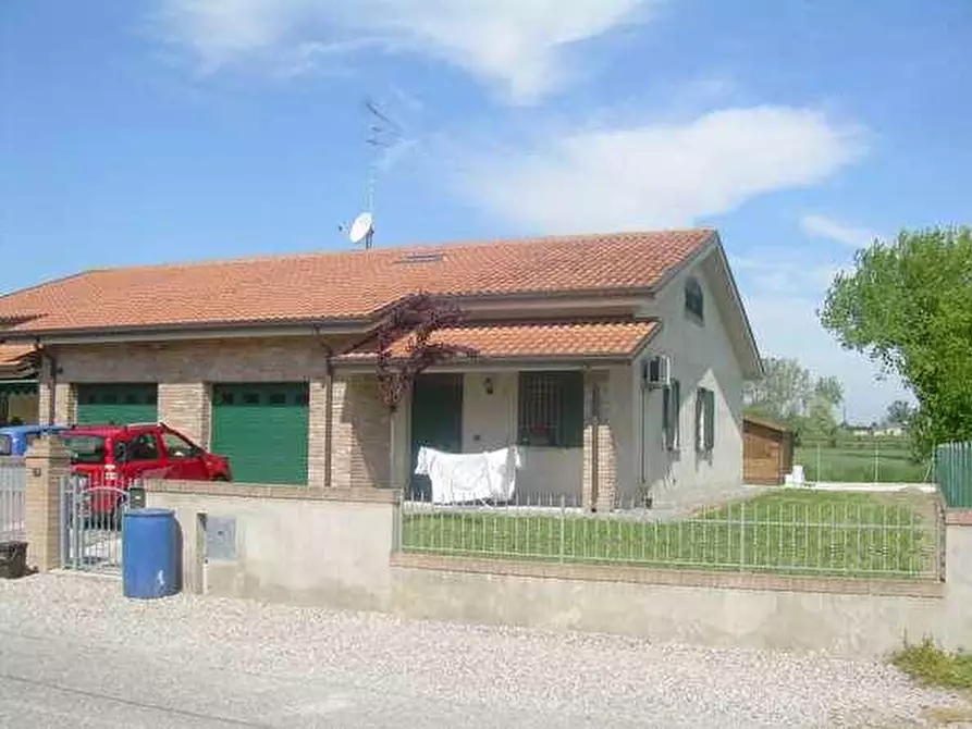 Immagine 1 di Casa indipendente in vendita  in carrettiere a Fiscaglia