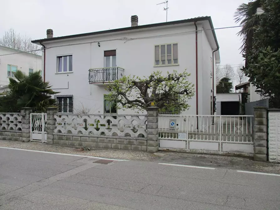 Immagine 1 di Casa indipendente in vendita  in Via Stagnane a Goro