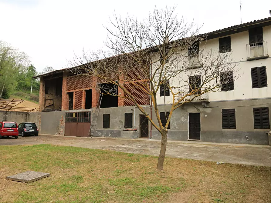 Immagine 1 di Rustico / casale in vendita  in località san Rocco a Azzano D'asti