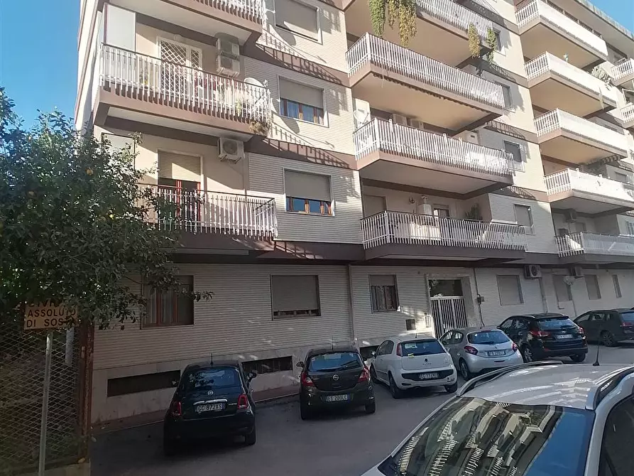 Immagine 1 di Appartamento in vendita  in via tescione a Caserta
