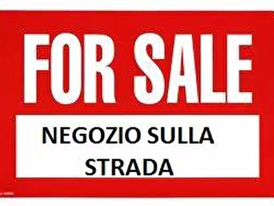 Immagine 1 di Negozio in vendita  a Sassuolo