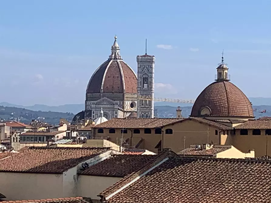 Immagine 1 di Attico in vendita  a Firenze