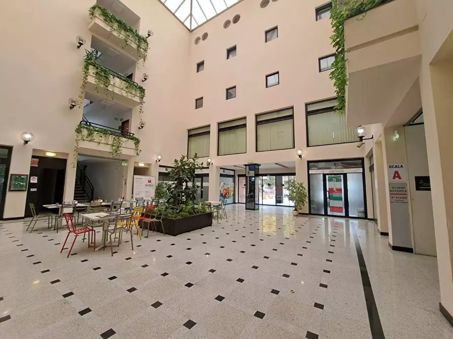Immagine 1 di Ufficio in affitto  in Via Monte San Valentino a Viterbo