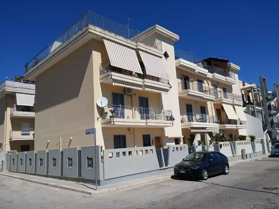 Immagine 1 di Appartamento in vendita  in Via Don F.sco Mastrandrea a Palo Del Colle