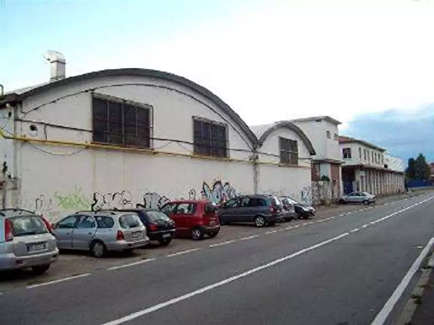 Immagine 1 di Magazzino in vendita  in Via Galileo Ferraris a Baranzate