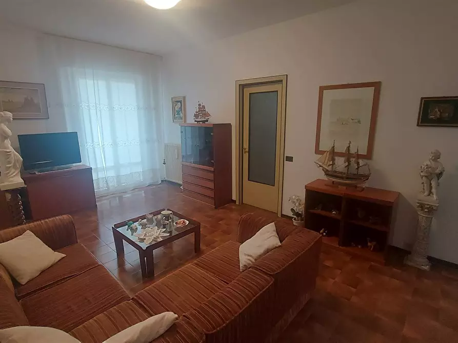 Immagine 1 di Appartamento in affitto  a Falconara Marittima