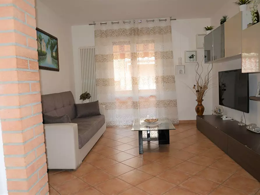 Immagine 1 di Appartamento in vendita  in via Gilching a Cecina