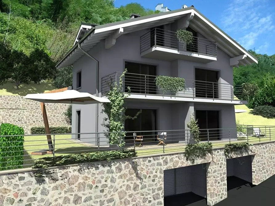 Immagine 1 di Villa in vendita  in SORICO a Argegno