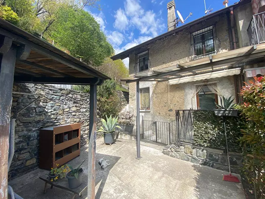 Immagine 1 di Appartamento in vendita  in Via Del Pozzo a Dongo