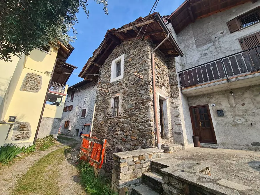 Immagine 1 di Villa in vendita  in Via la Gera a Colico