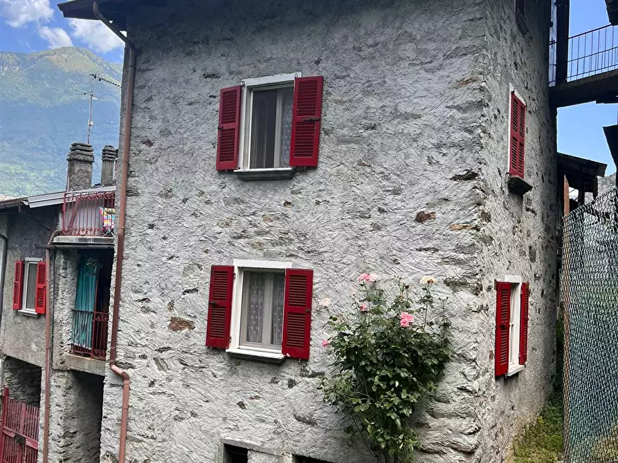 Immagine 1 di Appartamento in vendita  in via superiore a Andalo Valtellino
