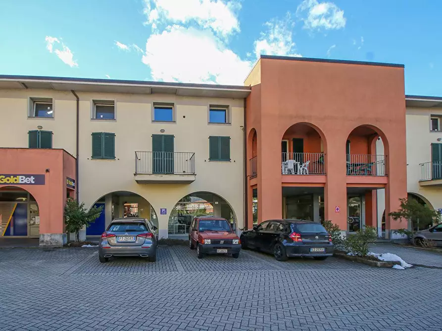Immagine 1 di Appartamento in vendita  in via nazionale a Colico