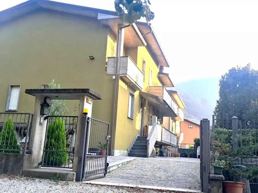 Immagine 1 di Casa indipendente in vendita  in via ai ronchetti a Andalo Valtellino