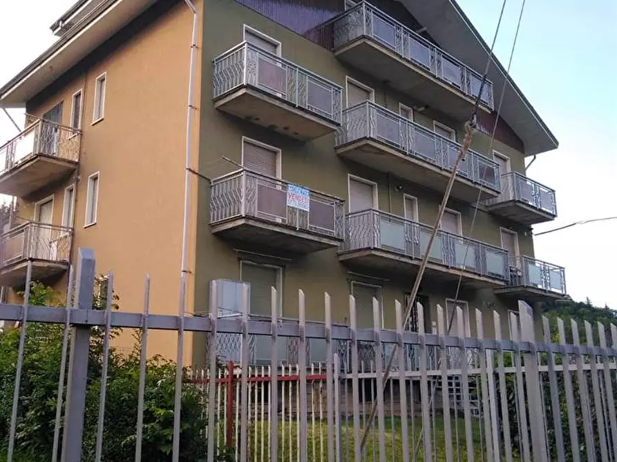 Immagine 1 di Appartamento in vendita  a Roccaforte Mondovi'