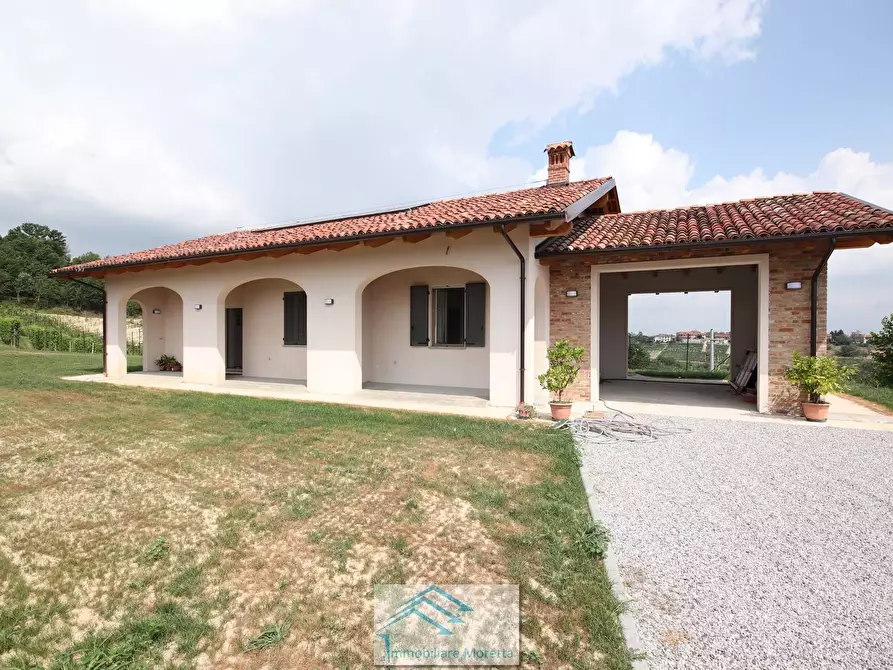 Immagine 1 di Villa in vendita  a Antignano