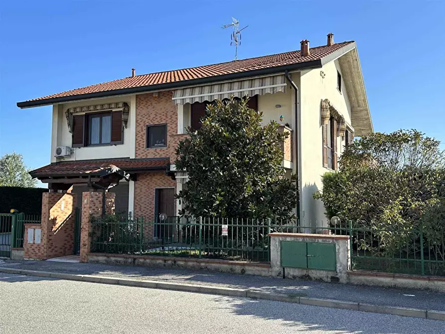 Immagine 1 di Appartamento in vendita  in Via delle betulle a Sant'angelo Lodigiano