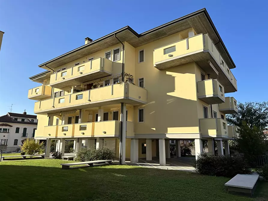 Immagine 1 di Appartamento in vendita  in Via Puccini a Sant'angelo Lodigiano