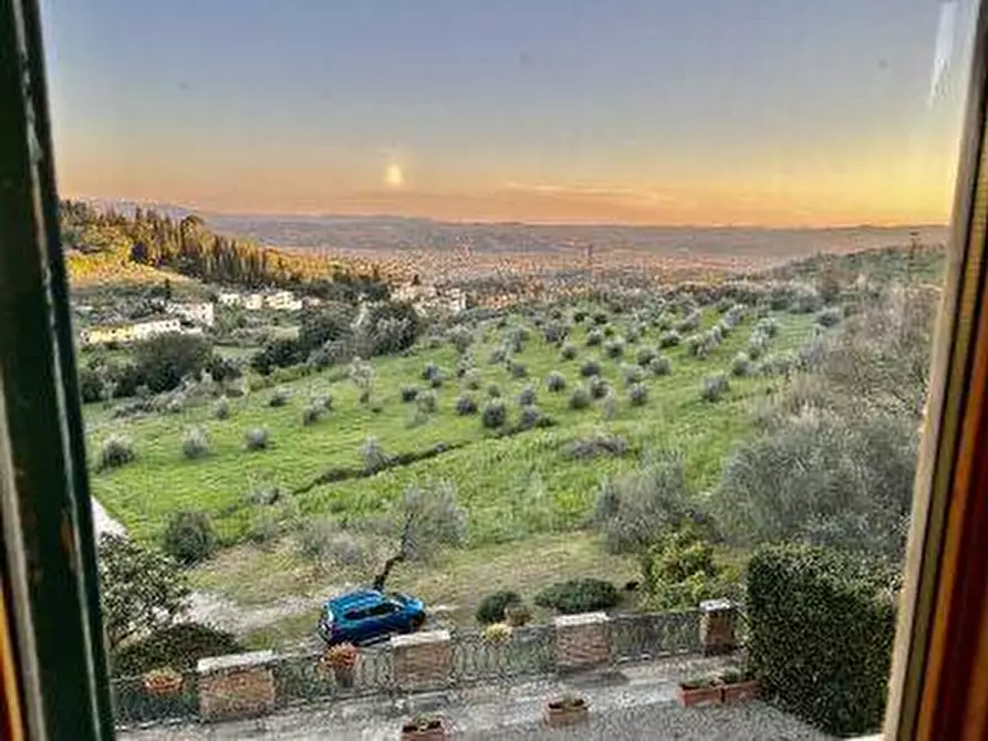 Immagine 1 di Villa in affitto  in via dei massoni a Firenze