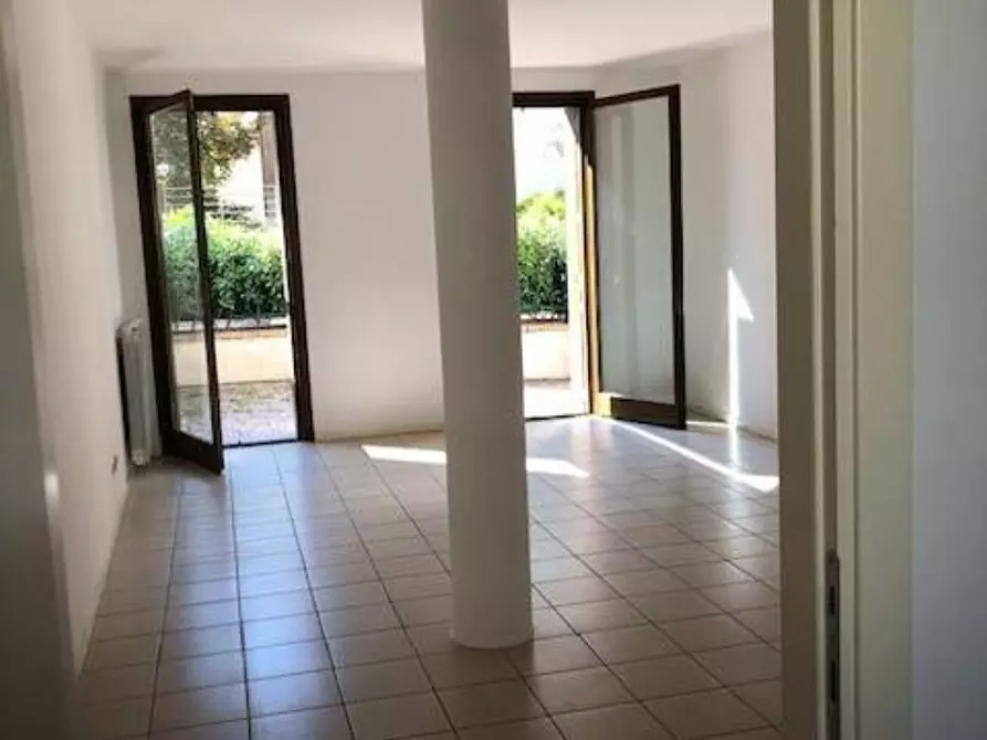 Immagine 1 di Appartamento in vendita  a Agazzano