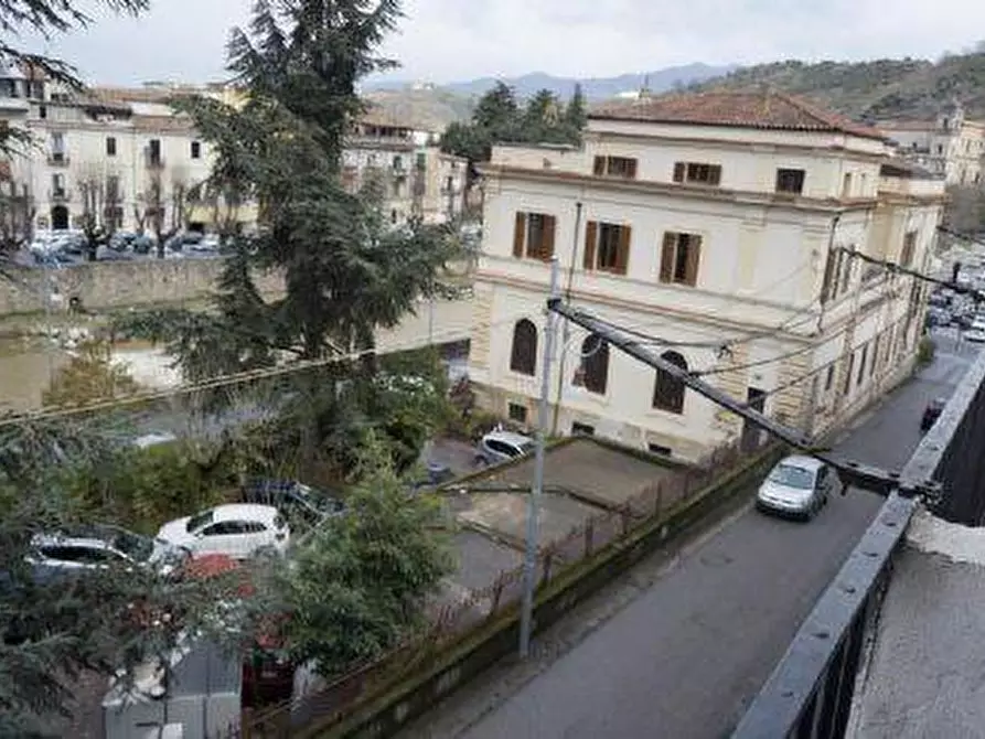 Immagine 1 di Appartamento in vendita  in Via Garibaldi a Cosenza