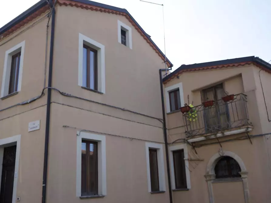 Immagine 1 di Appartamento in vendita  in Via Garibaldi a Santo Stefano Di Rogliano