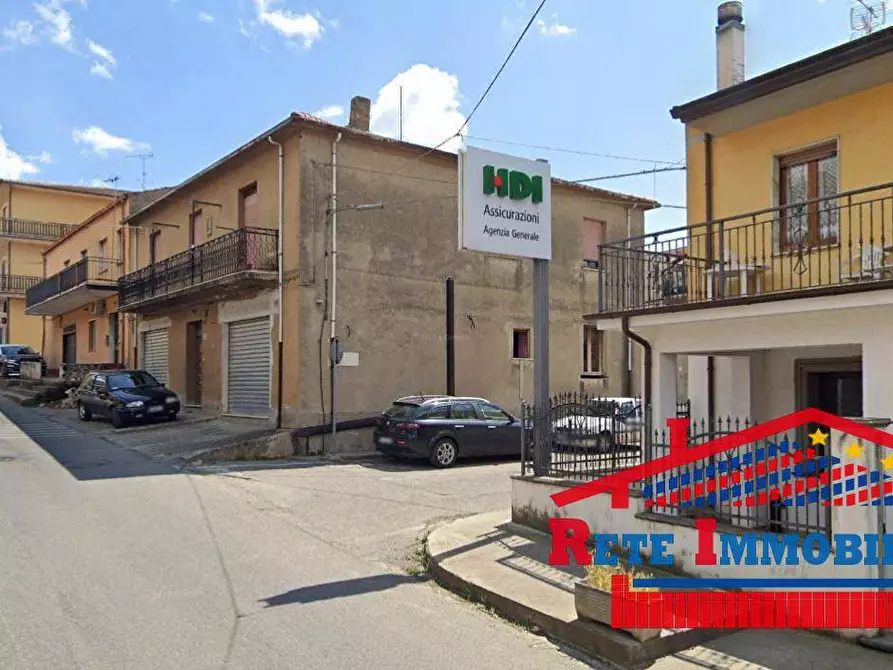 Immagine 1 di Appartamento in vendita  in Viale della Libertà a San Lorenzo Del Vallo