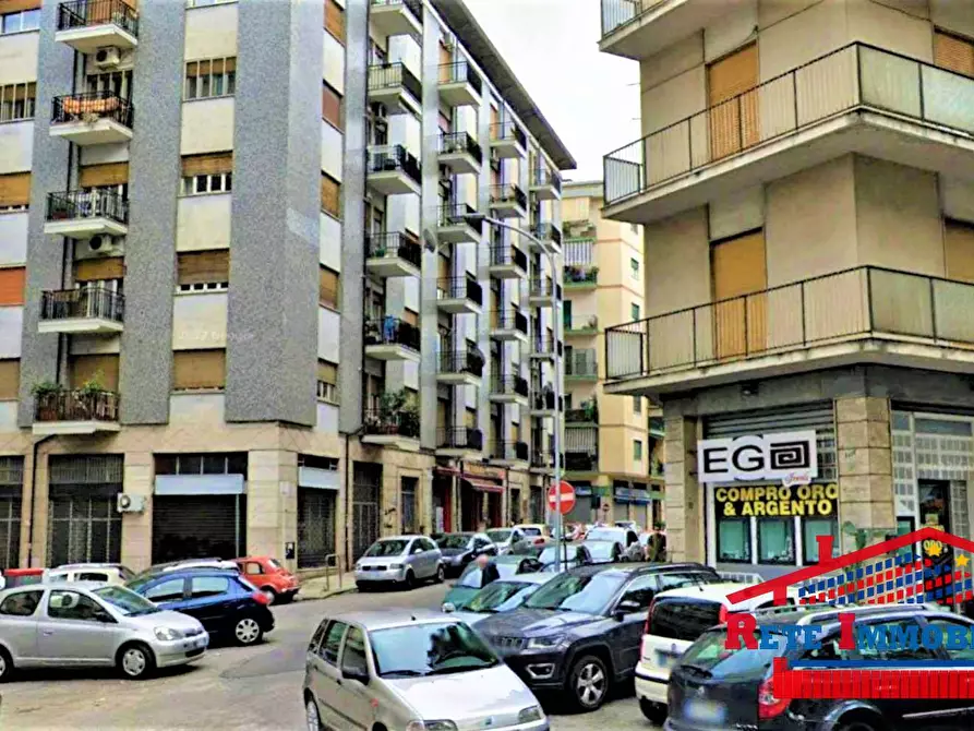 Immagine 1 di Appartamento in vendita  in via santoro a Cosenza