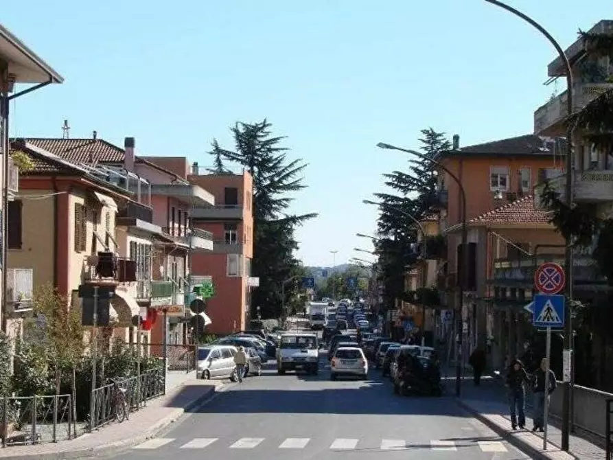 Immagine 1 di Attività commerciale in vendita  a Beverino