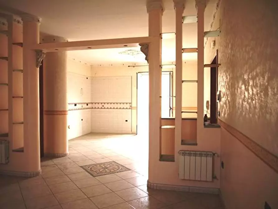 Immagine 1 di Appartamento in vendita  a Cancello Ed Arnone
