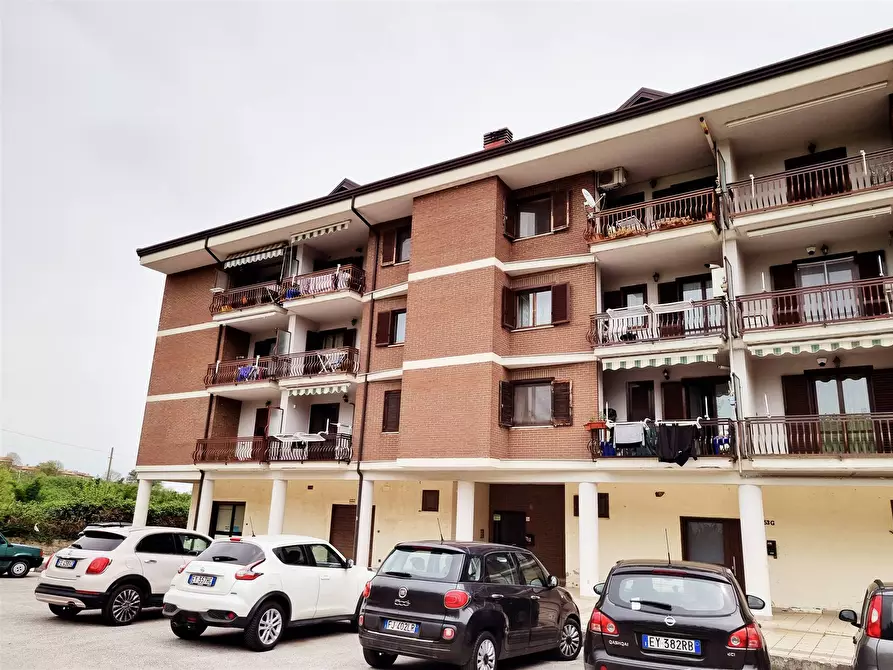 Immagine 1 di Attico in affitto  in Via Gioacchino Pedicini a Avellino