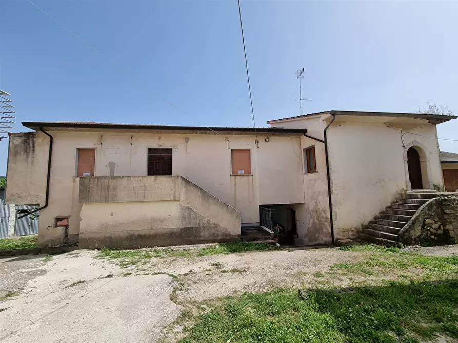 Immagine 1 di Casa indipendente in vendita  in Via campomarino a Montemiletto